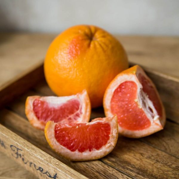 Свежий ароматный грейпфрут к вашему столу!