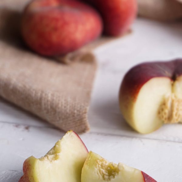 Персик инжирный с бесплатной доставкой в Минске