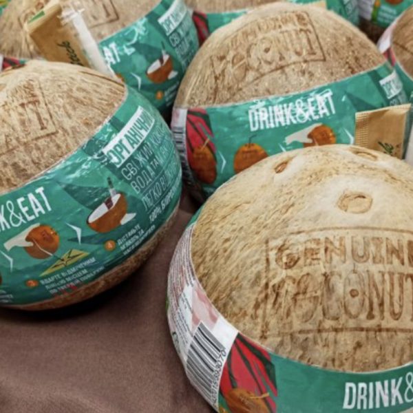 Кокос молодой